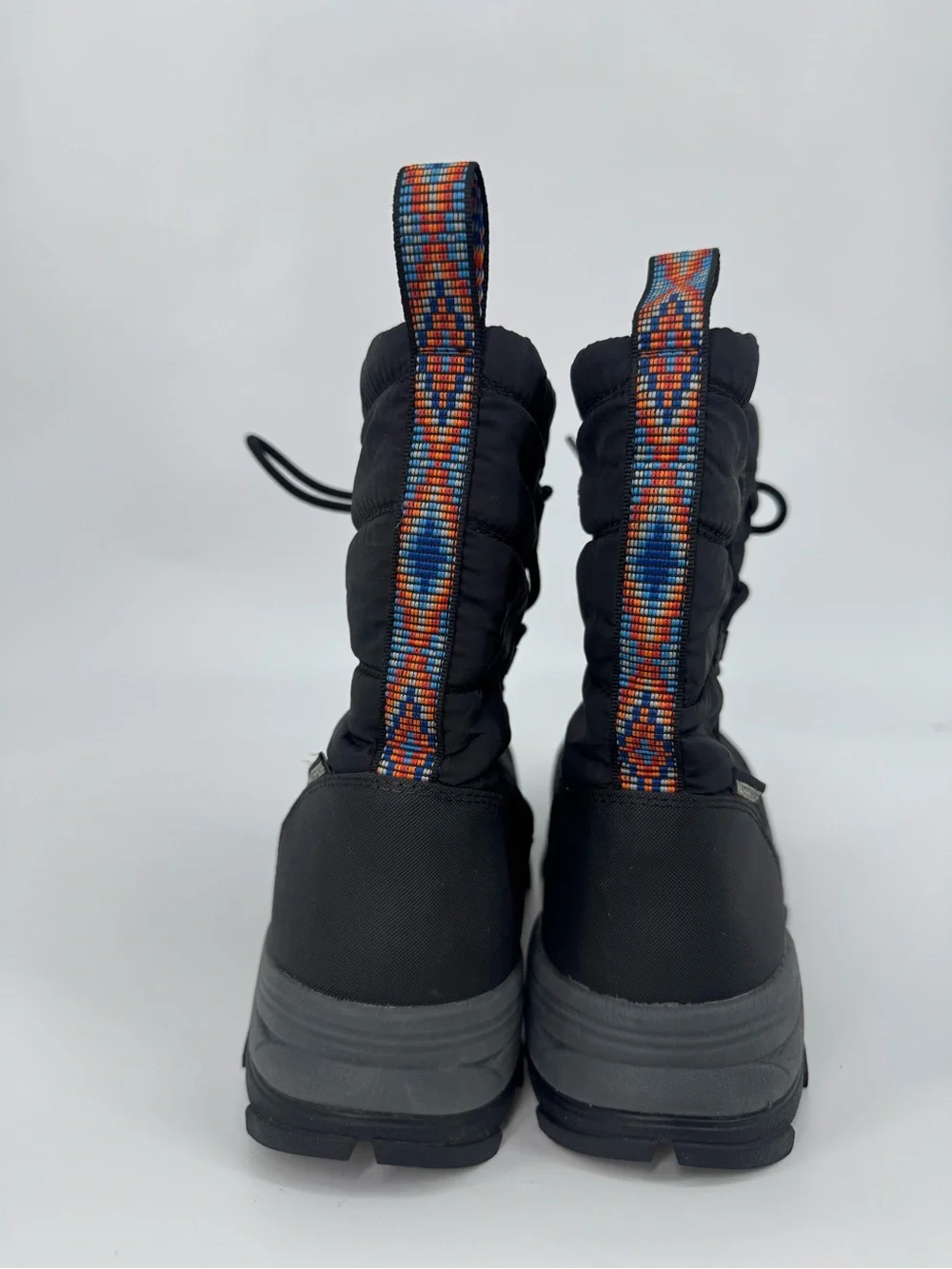 Muck Boot Women's Arctic Ice Nomadic Sport + Vibram Arctic Grip A.T. Size 7